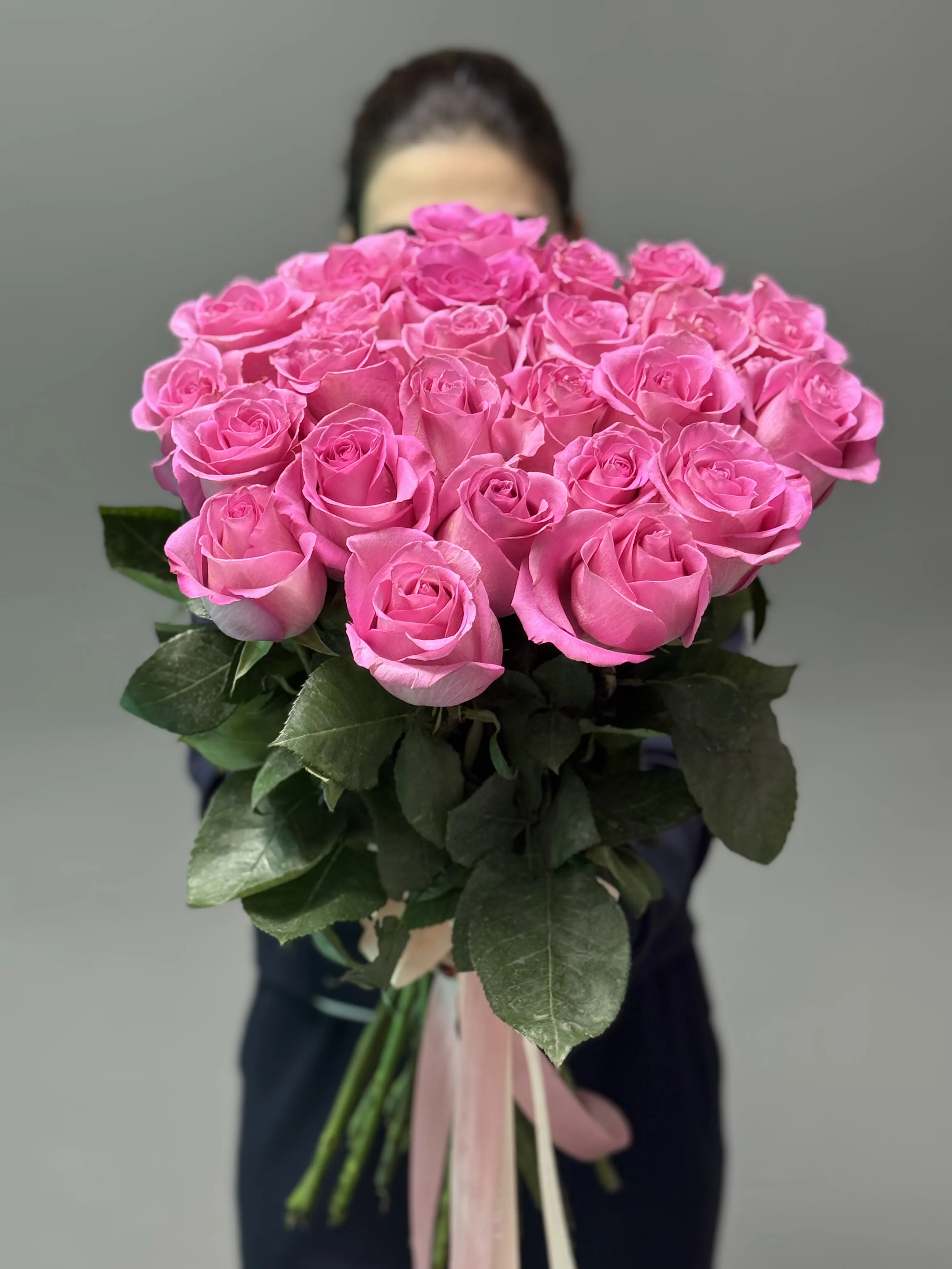 25 Tünd Çəhrayı Ekvador Qızılgül  