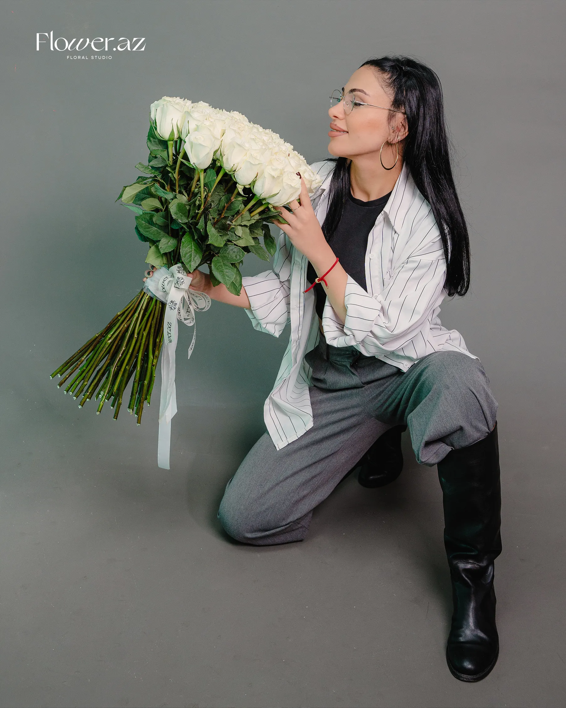 51 Ağ Ekvador Qızılgül 