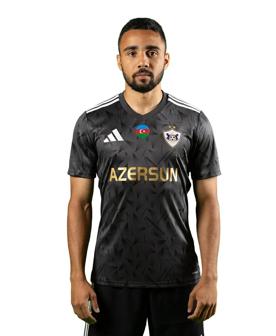 Yeni mövsüm, qara, özəl imzalı