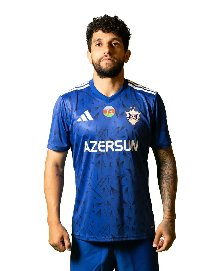 Yeni mövsüm, göy, özəl imzalı