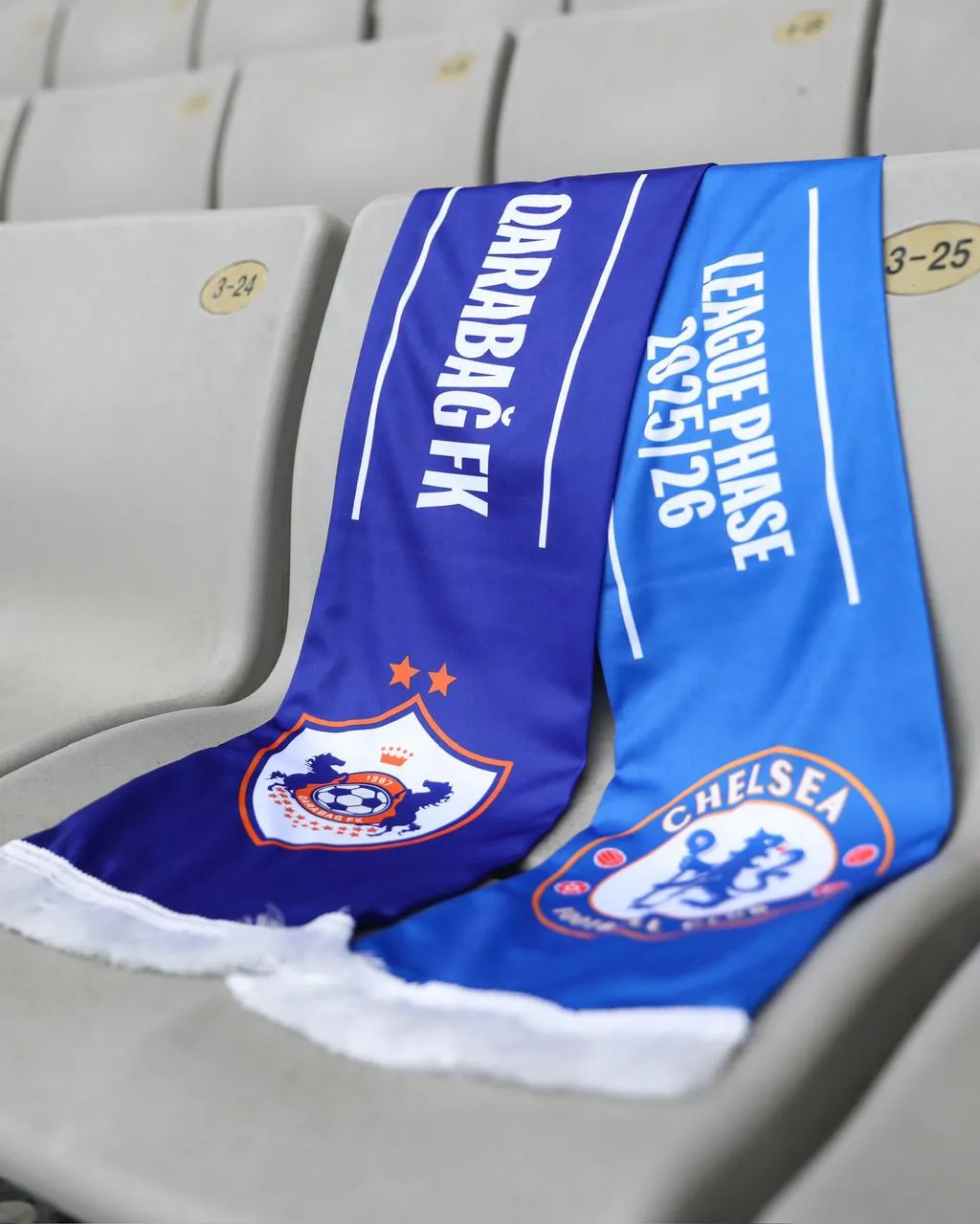 Qarabağ – Chelsea şarfı